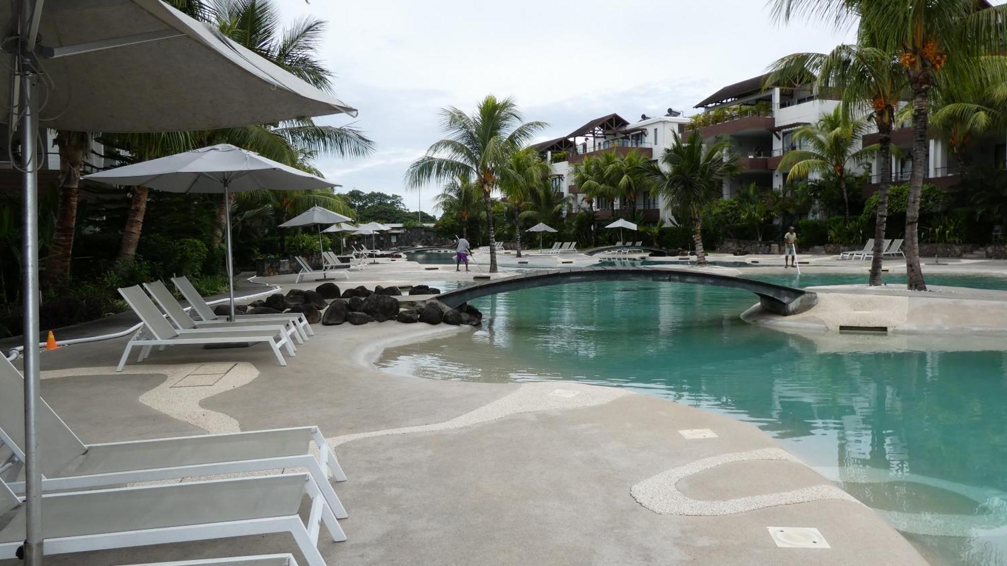 Appartement Le Dauphin Du Lagon Bleu - Plages De Mont Choisy Et De Trou Aux Biches Grand Baie Extérieur photo