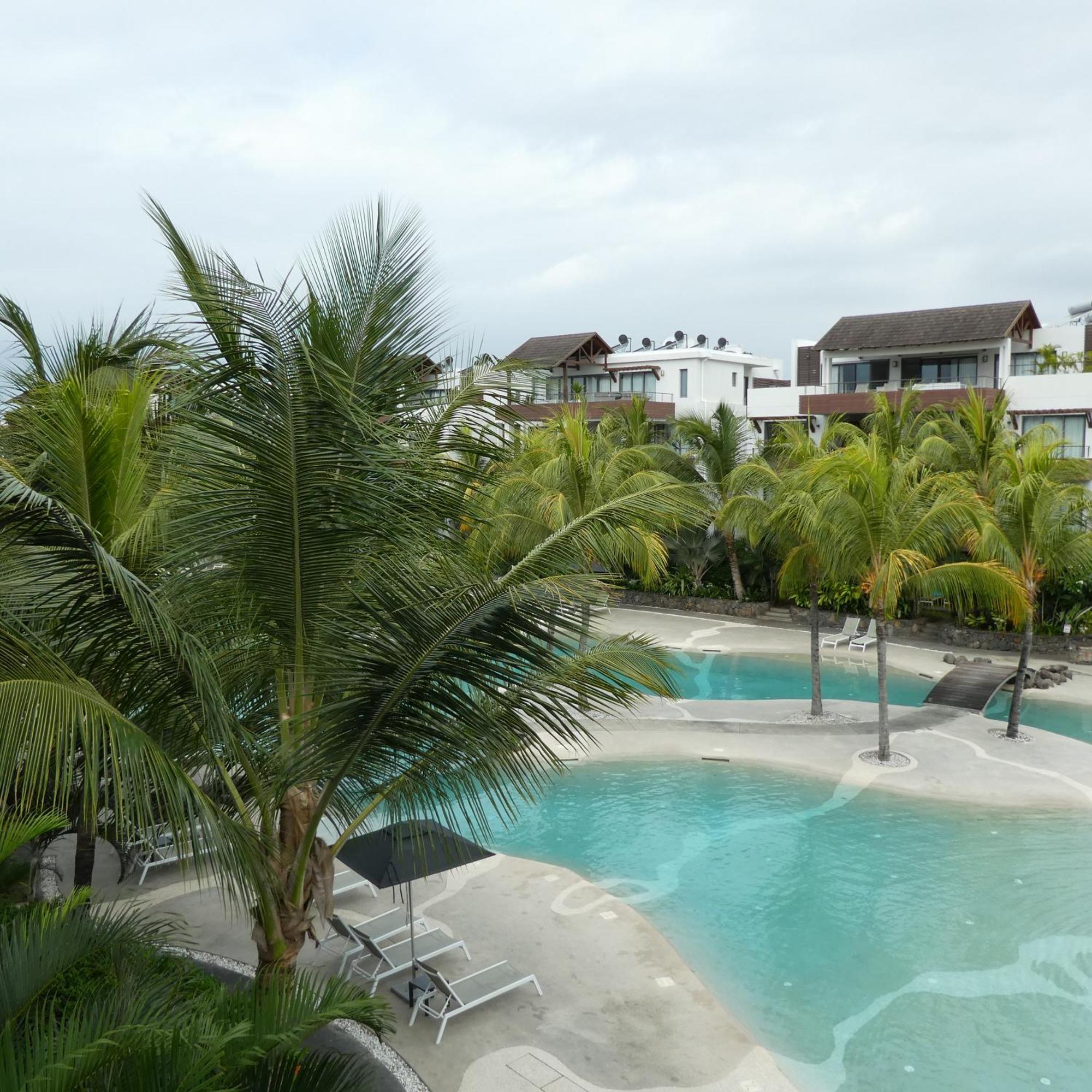 Appartement Le Dauphin Du Lagon Bleu - Plages De Mont Choisy Et De Trou Aux Biches Grand Baie Extérieur photo